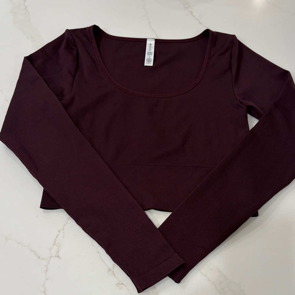 Athleta Long Sleeve Top